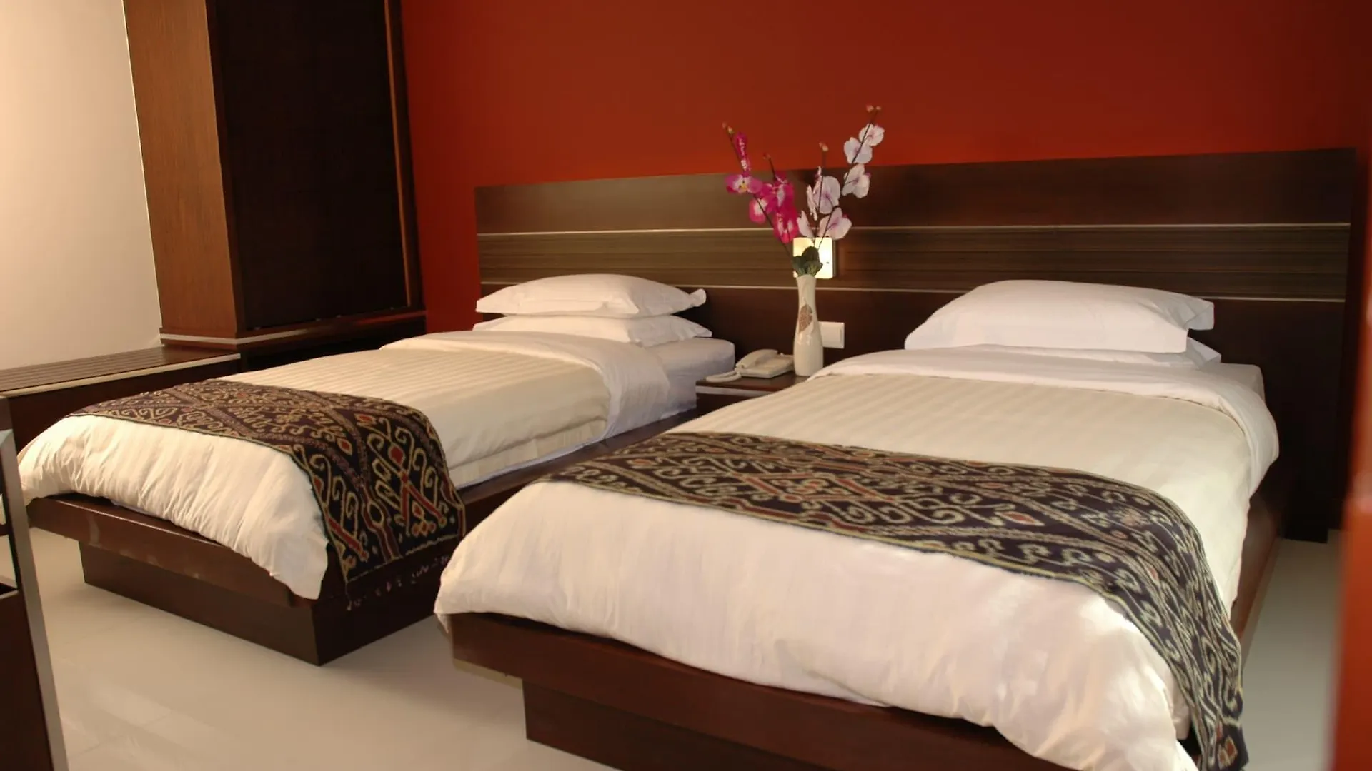 Kinabalu Daya Hotel Kota Kinabalu 3*,
