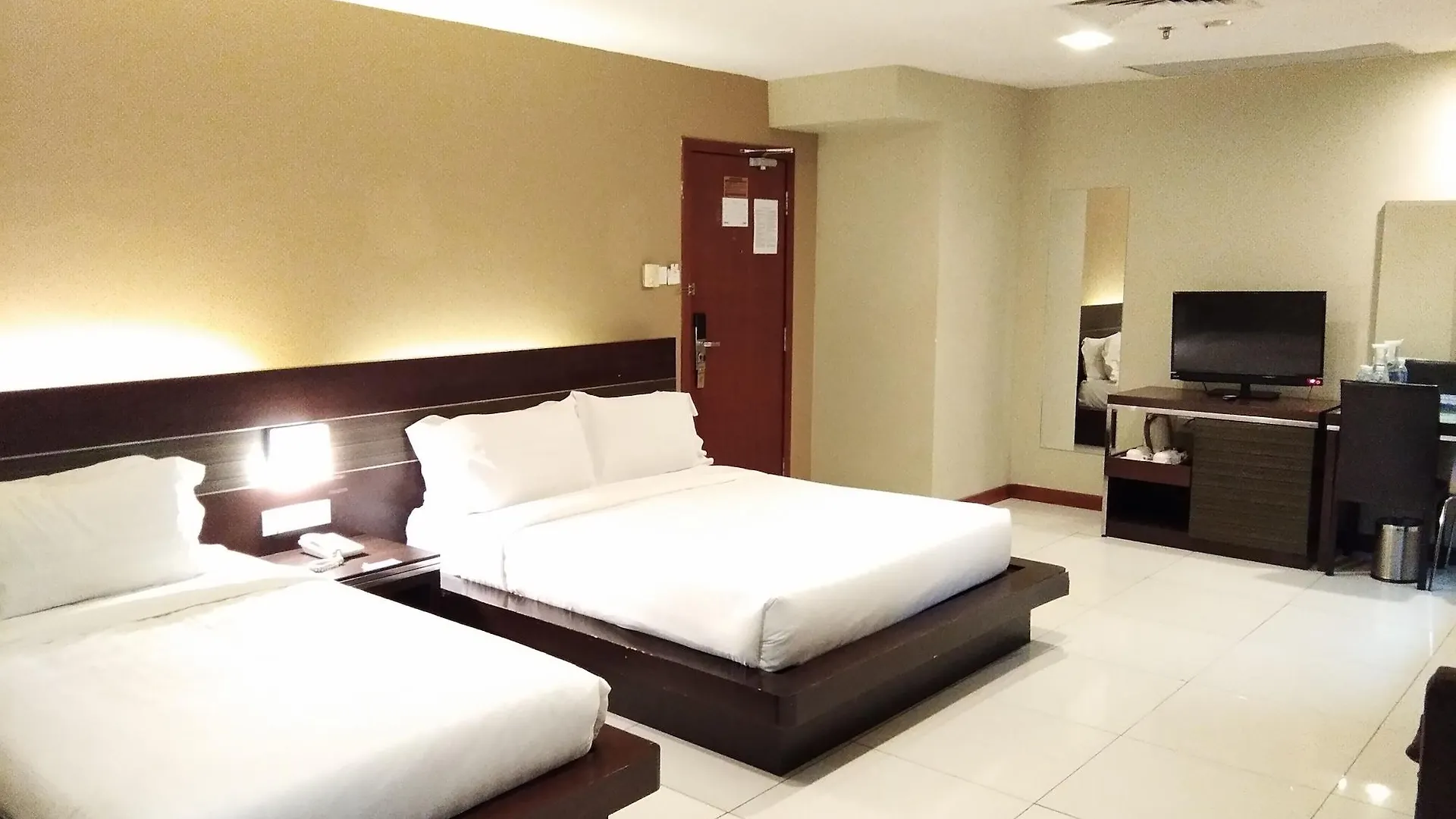 Kinabalu Daya Hotel Kota Kinabalu